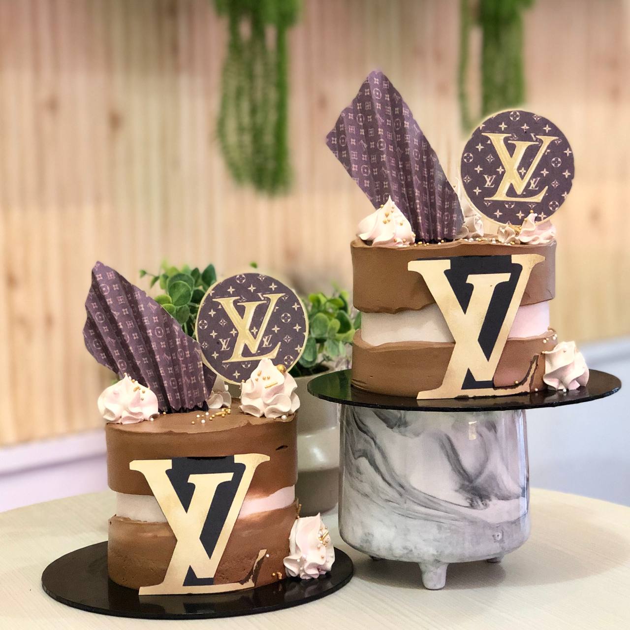 photo6127191188059566298