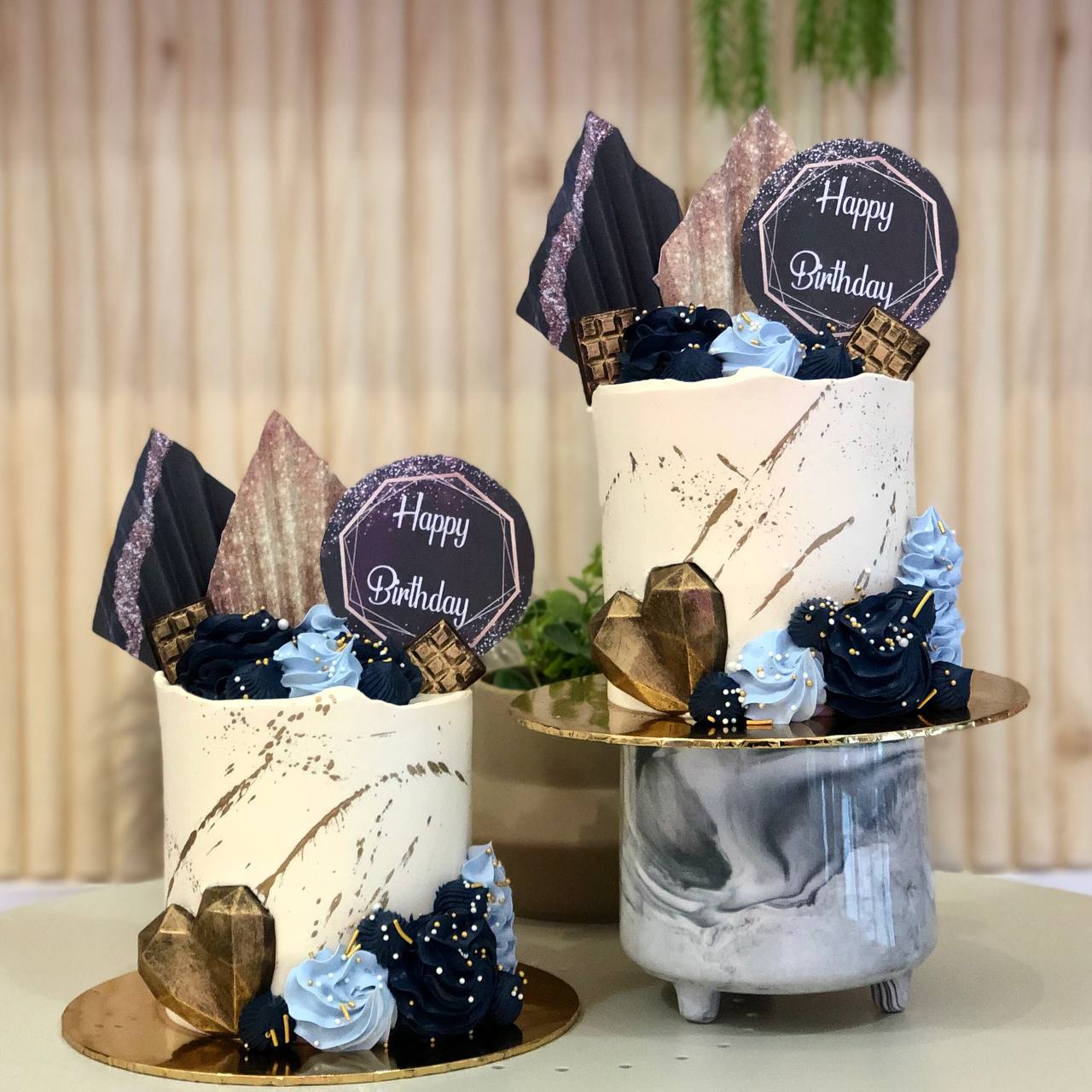 photo_6201631647133184998_y